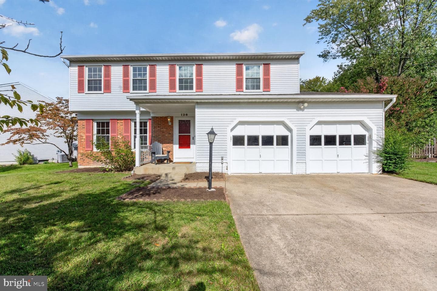 128 BRIARWOOD COURT