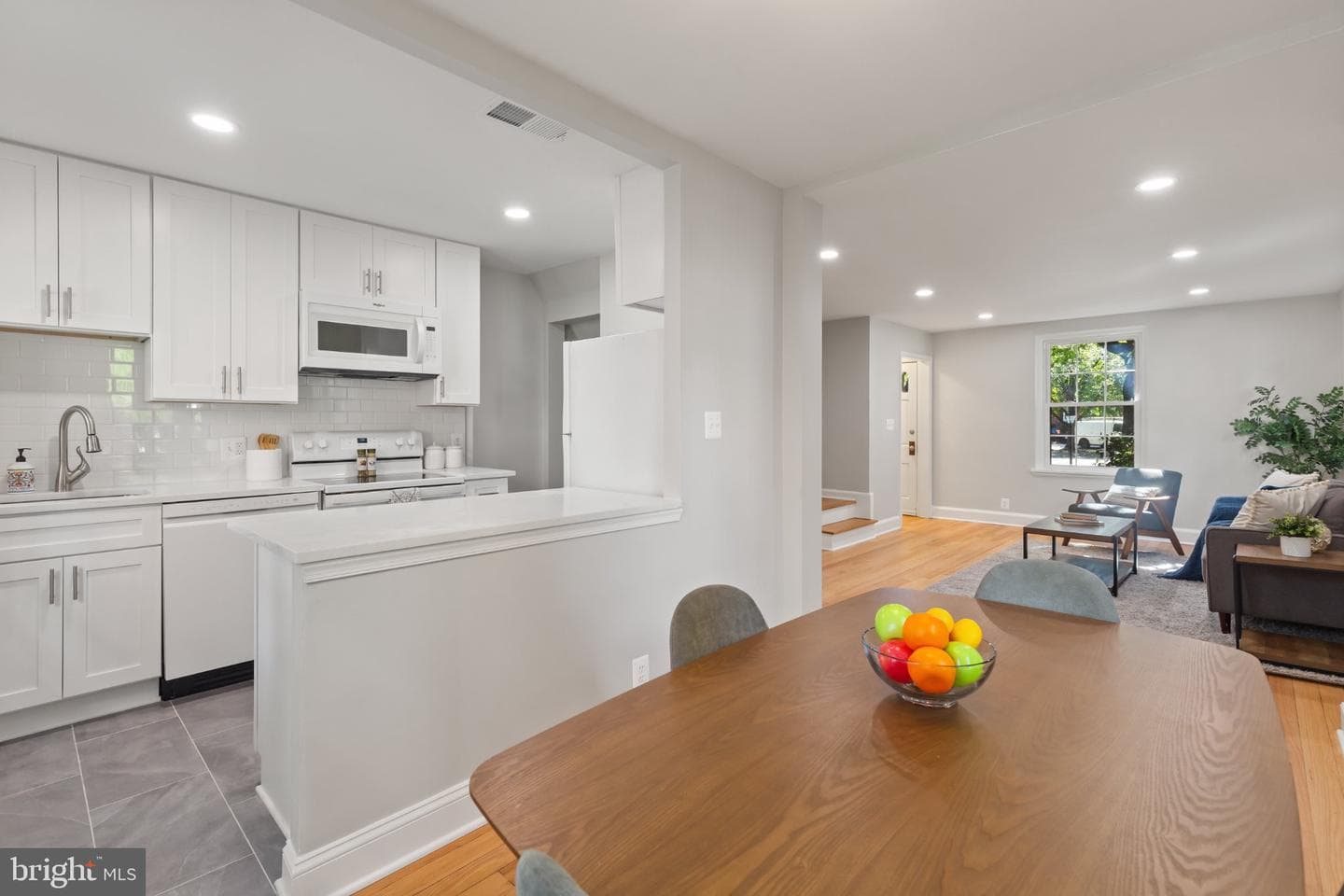 4659 36th St S, Arlington, VA 22206-1725, United States - Photo 1