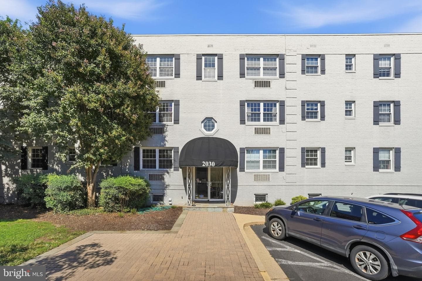 2030 N Vermont St, Arlington, VA 22207-2359, United States