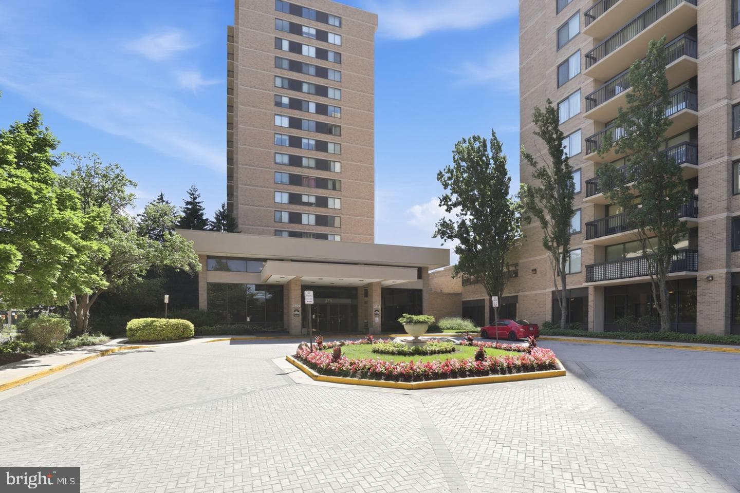 3713 S GEORGE MASON DR #810,FALLS CHURCH,VA,22041,FAIRFAX