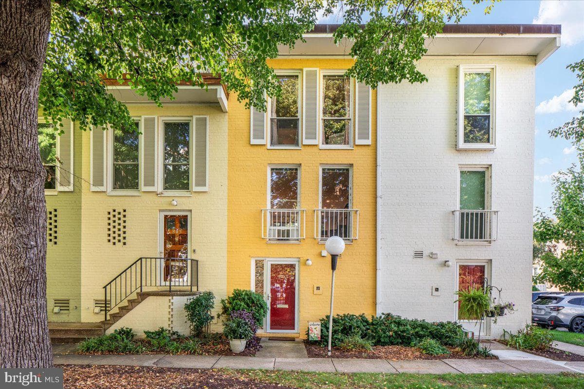 803 DELAWARE AVE SW #234,WASHINGTON,DC,20024,WASHINGTON