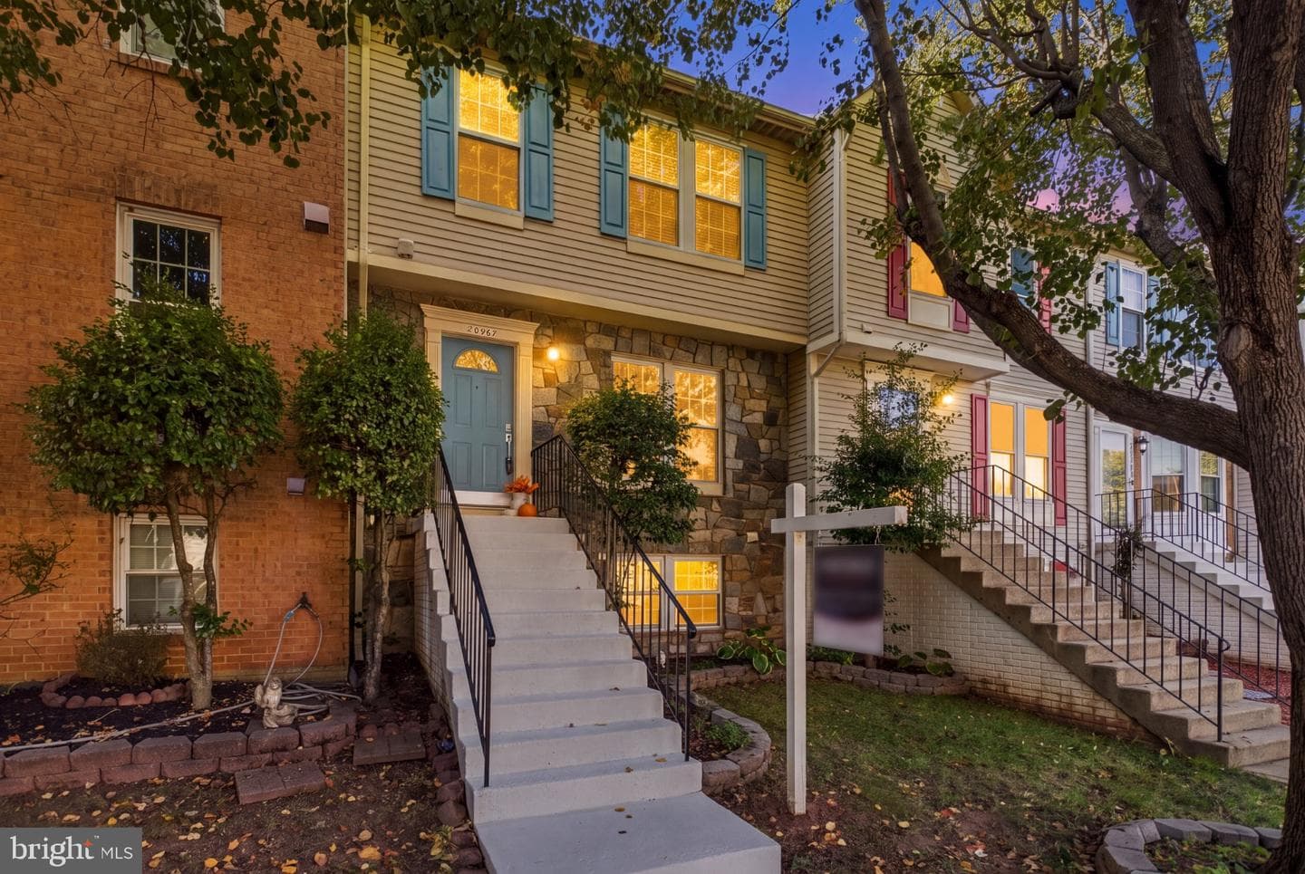 20967 Rootstown Ter, Ashburn, VA 20147-4841, United States
