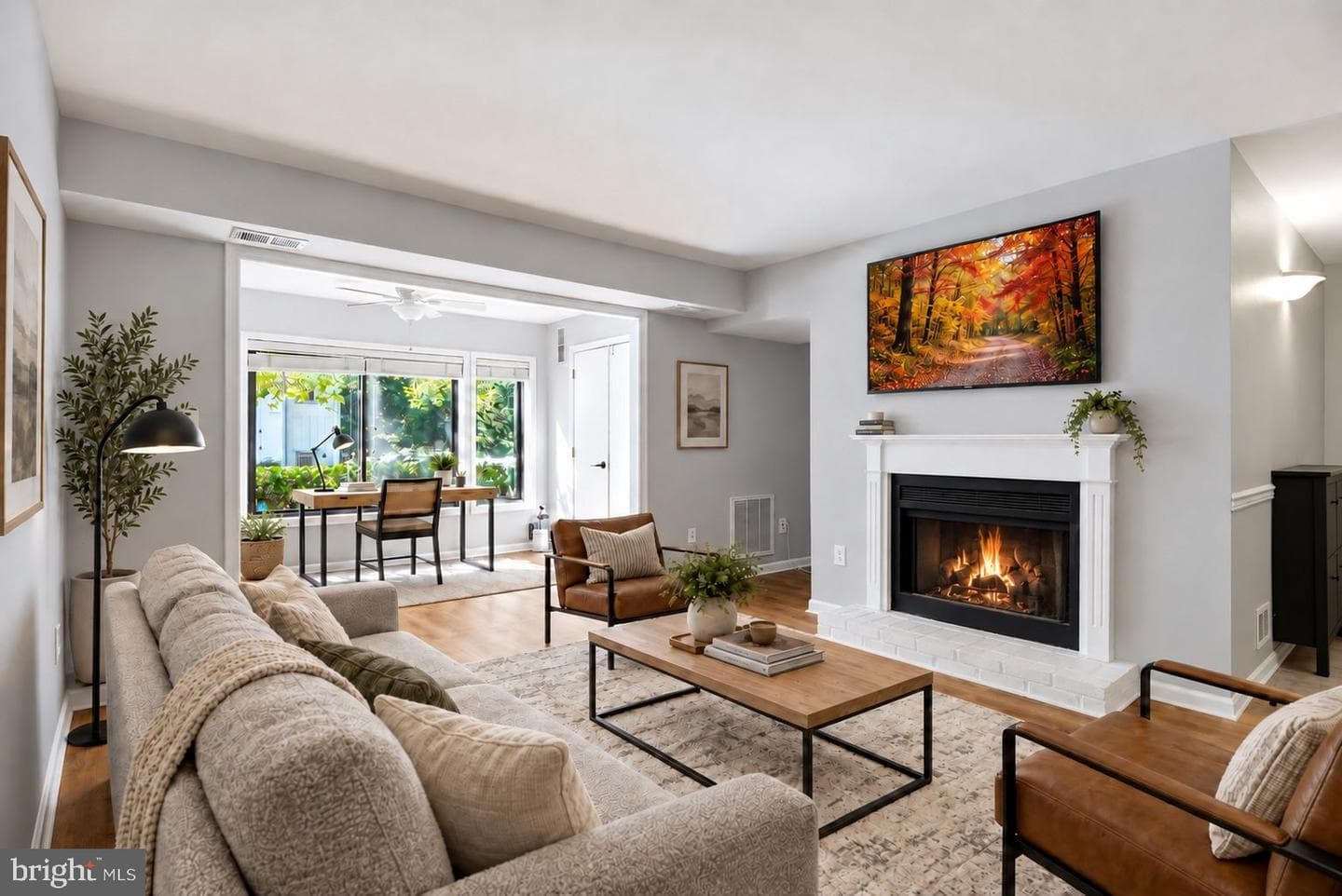 2205 Hunters Run Dr, Reston, VA 20191-2831, United States