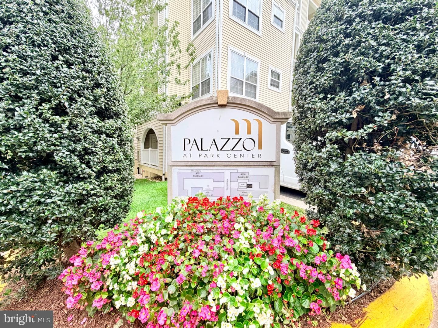 4550 Strutfield Ln, Alexandria, VA 22311-4965, United States