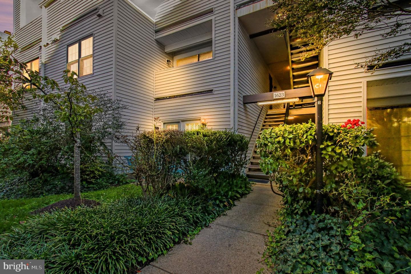 1623 Carriage House Ter, Silver Spring, MD 20904-2260, United States