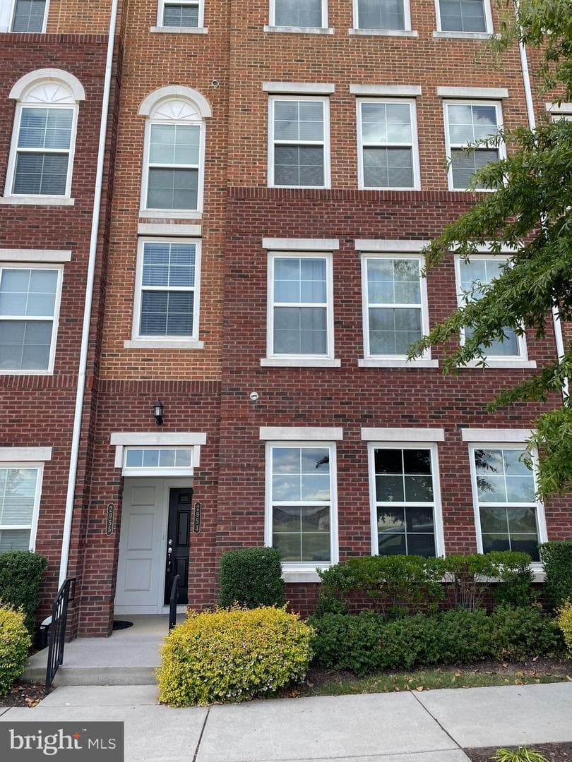 2953 FINSBURY PLACE 96
