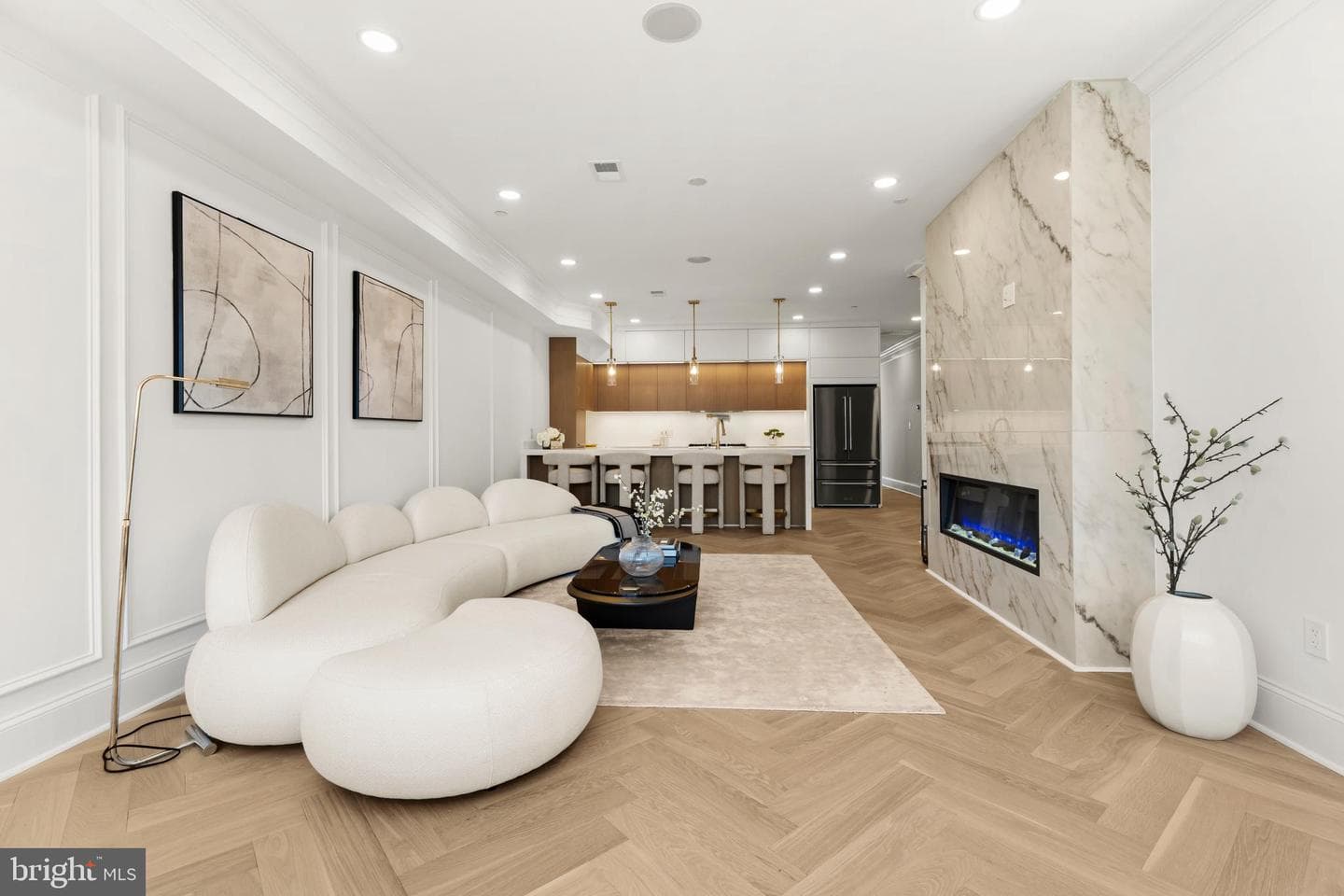 733 EUCLID STREET 303