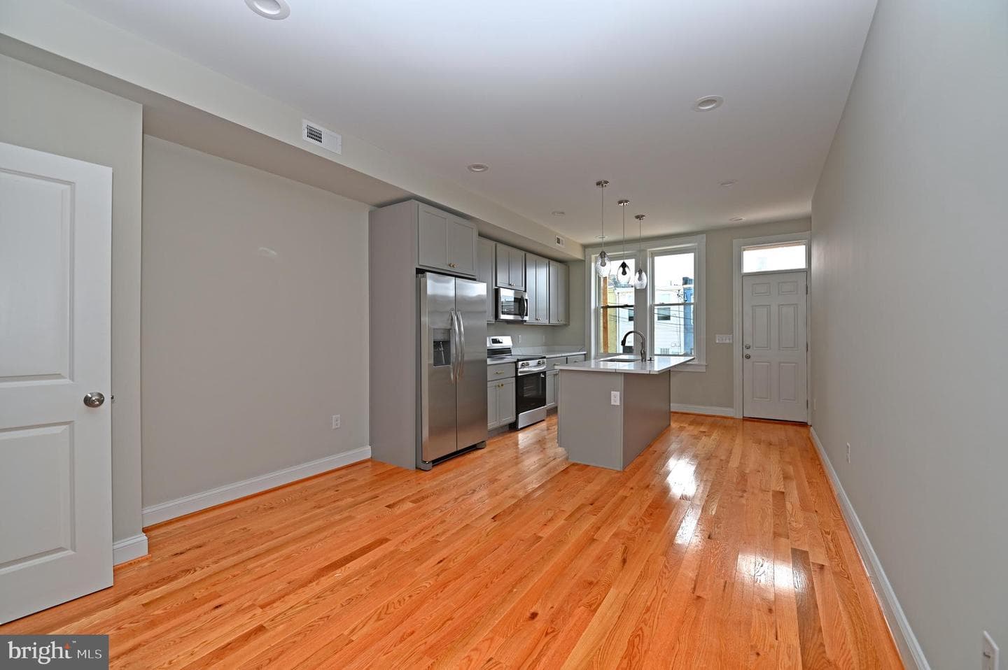 2247 E BIDDLE ST,BALTIMORE,MD,21213,BALTIMORE CITY