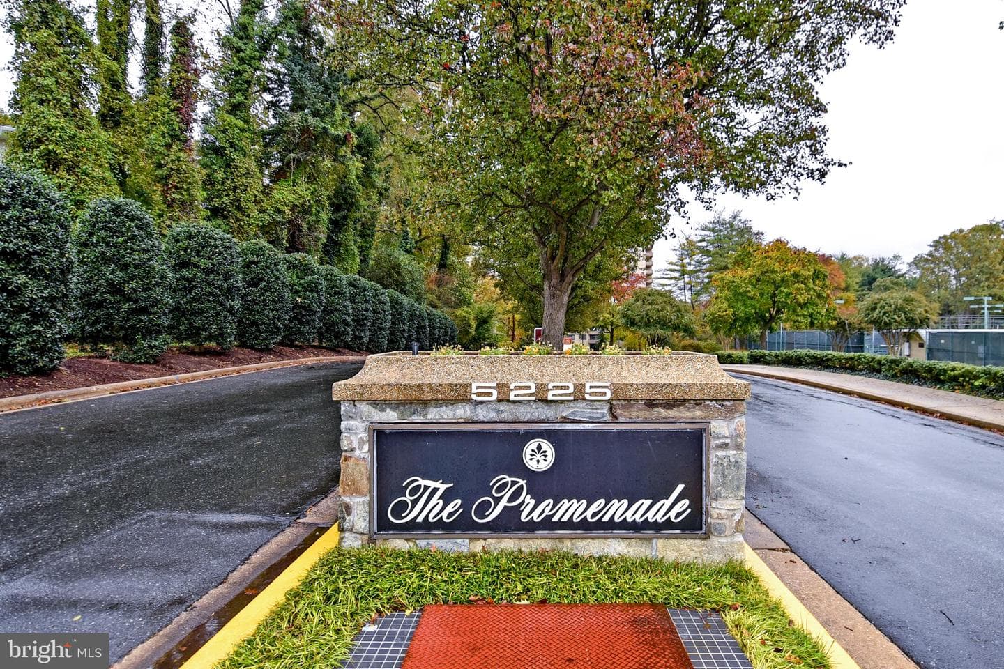 5225 POOKS HILL RD #1214N,BETHESDA,MD,20814,MONTGOMERY