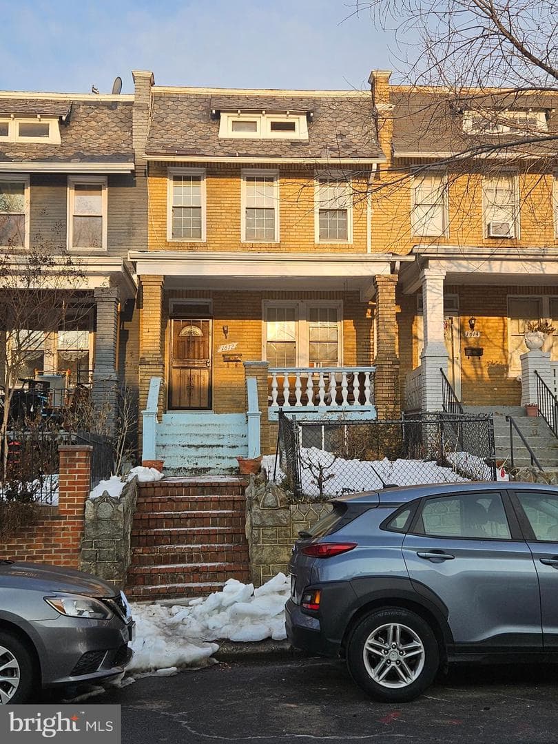 1612 Trinidad Ave NE, Washington, DC 20002-2706, United States - Photo 1