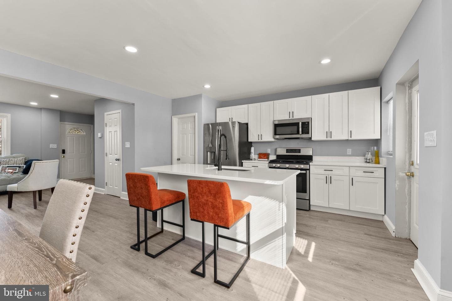 4527 Northwood Dr, Baltimore, MD 21239-3940, United States - Photo 1