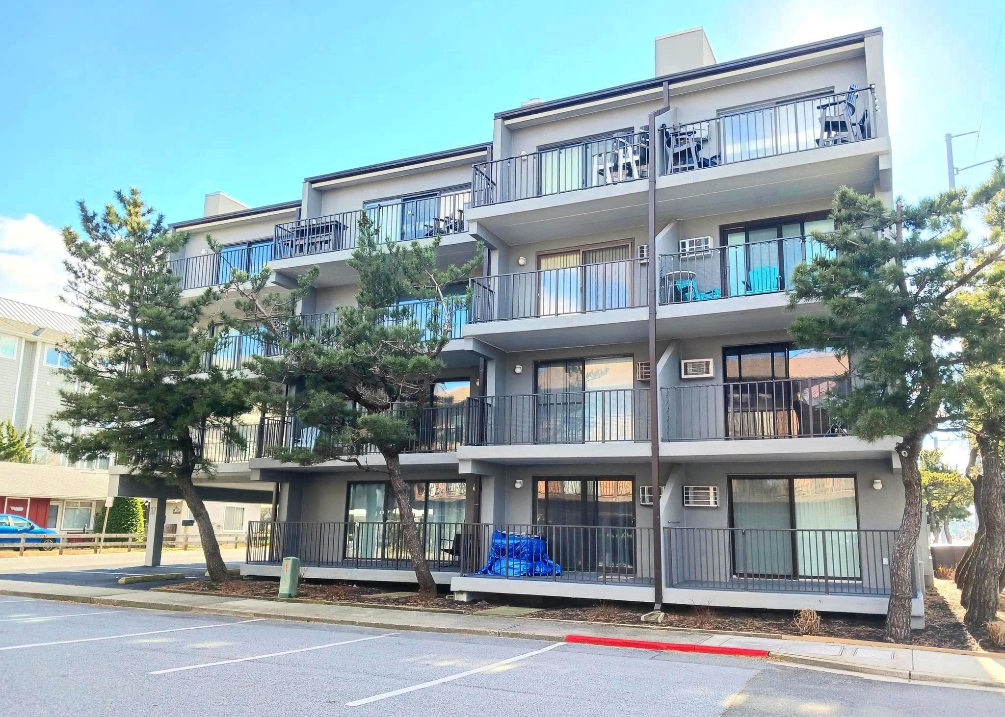 17 70TH ST #18,OCEAN CITY,MD,21842,WORCESTER