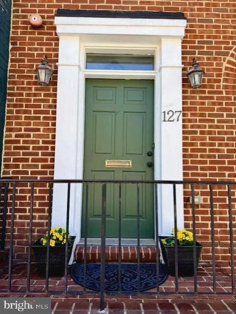 127 S MARKET STREET