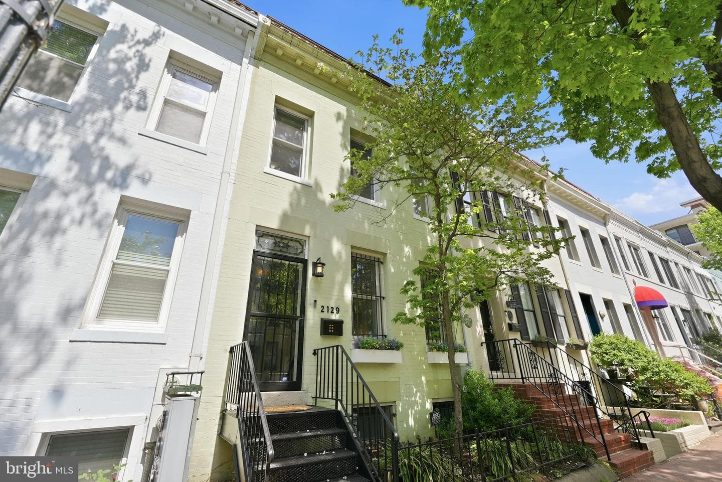 2129 NEWPORT PLACE - Photo 1