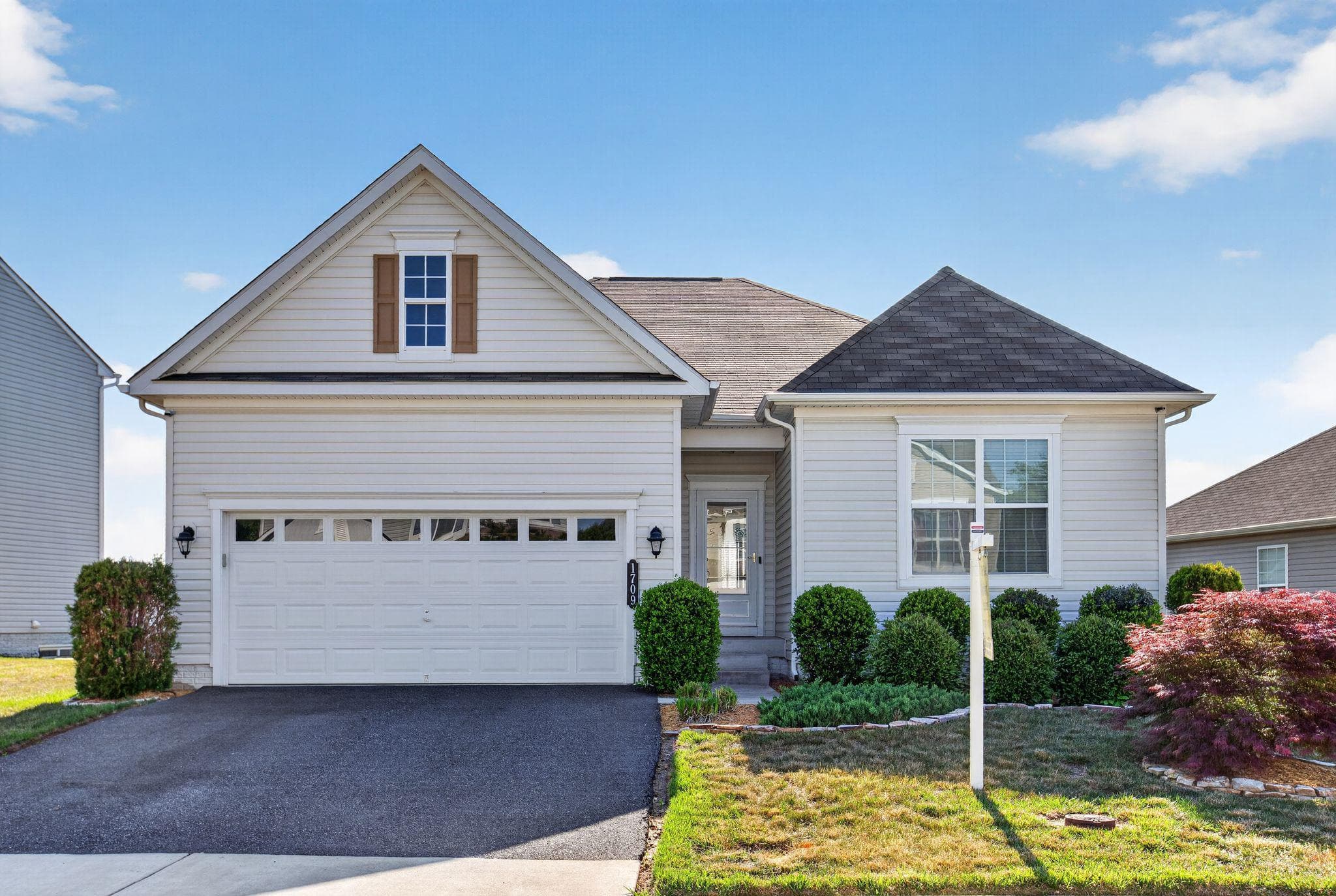1709 Hudgins Farm Cir, Fredericksburg, VA 22408-4179, United States