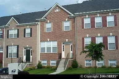 643 McLeary Sq SE, Leesburg, VA 20175-5651, United States