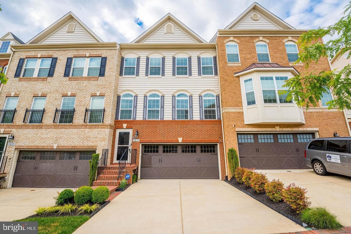 3831 PENTLAND HILLS DRIVE