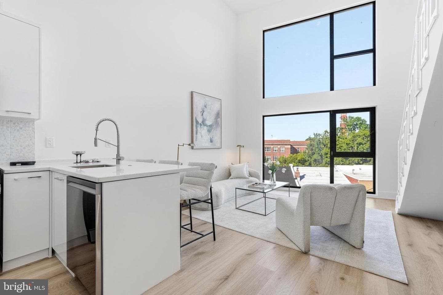 4328 GEORGIA AVENUE 401