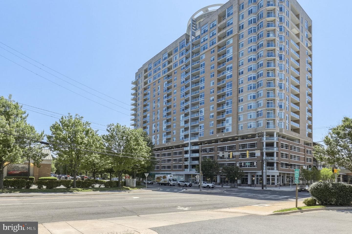 5750 BOU AVENUE 610