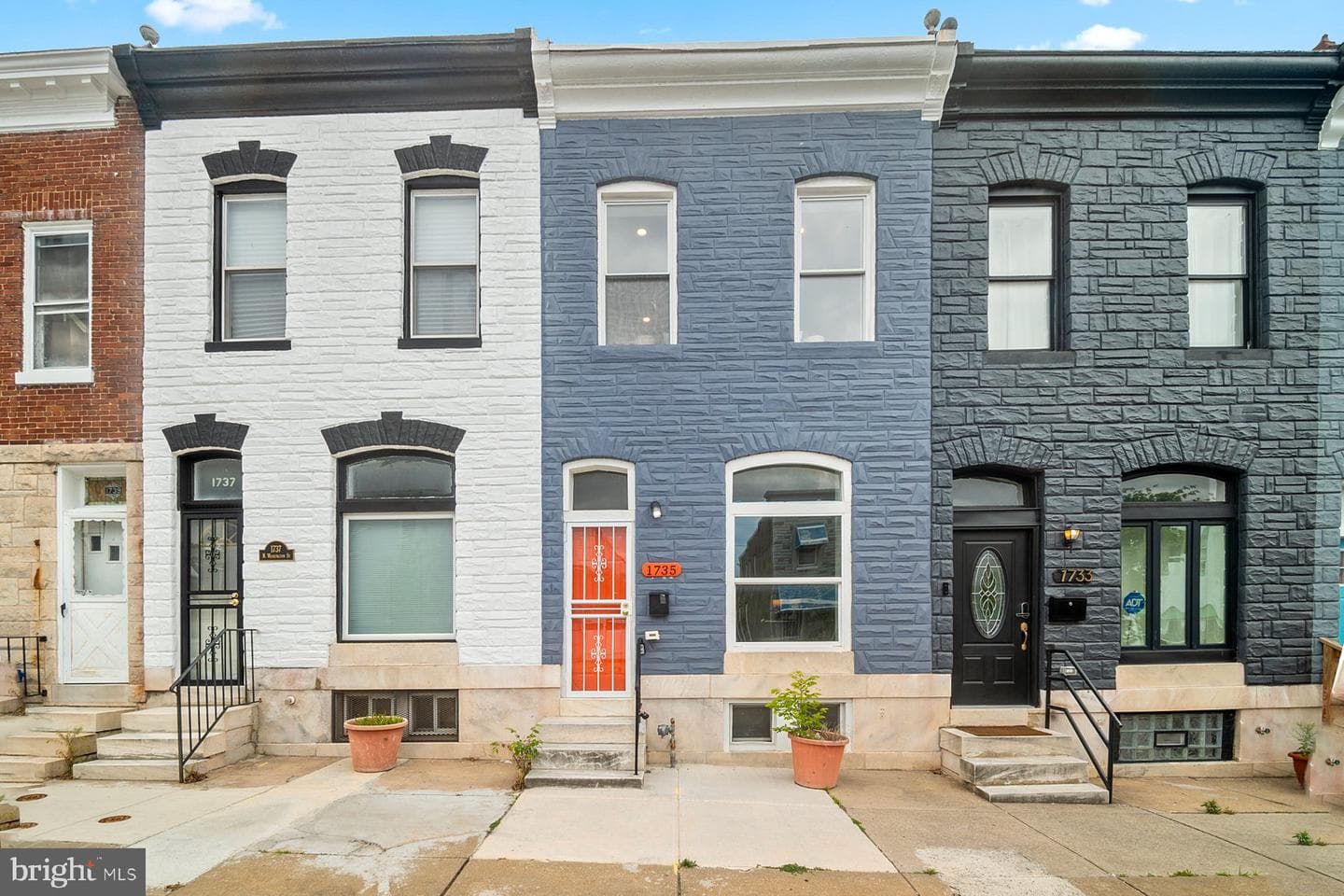 1735 WASHINGTON STREET - Photo 1
