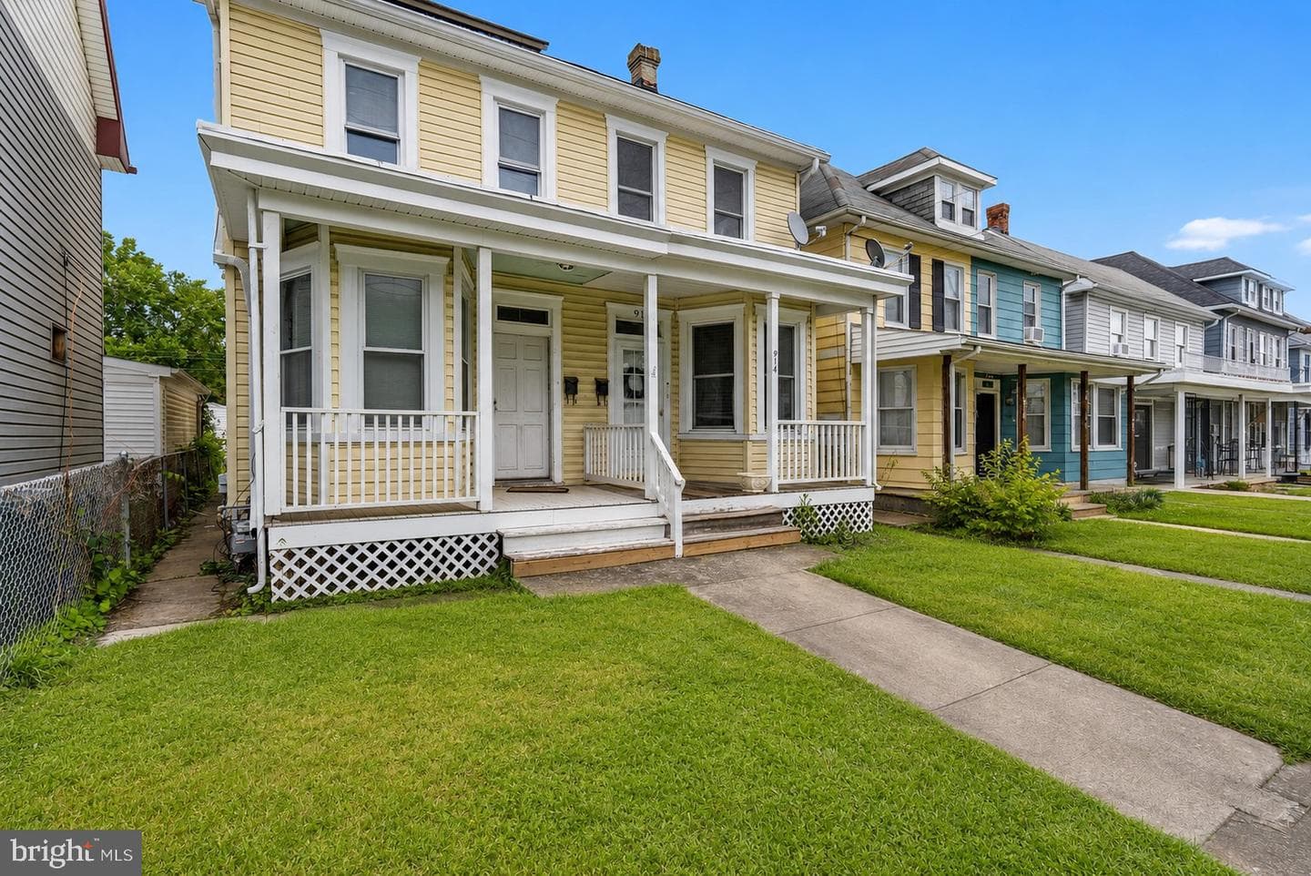 914 SALEM AVENUE