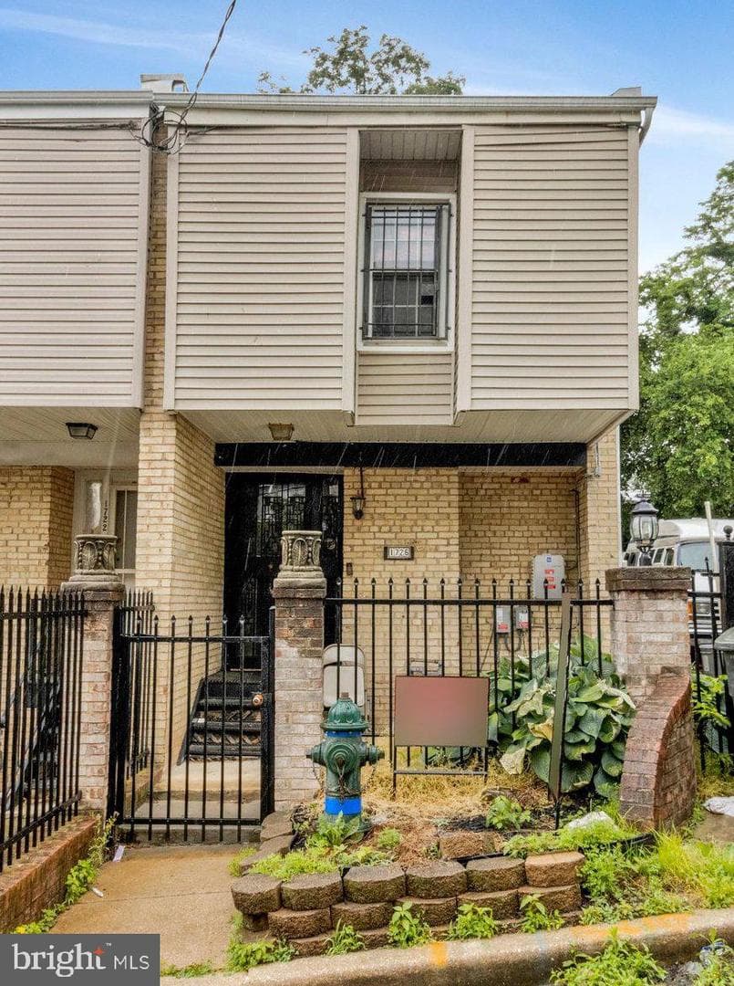 1726 GALEN STREET - Photo 1