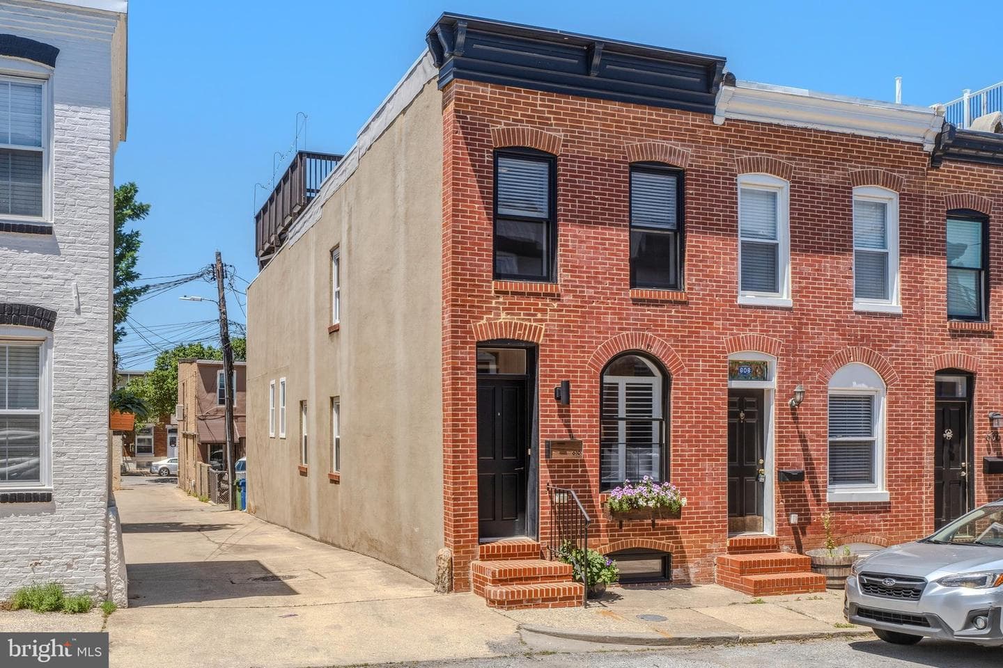 610 S ROBINSON STREET - Photo 1