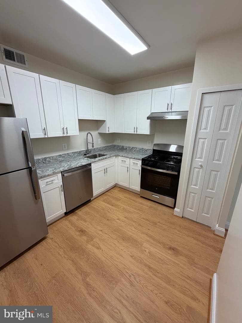 5225 Pooks RD #1821 South BETHESDA MD 20814