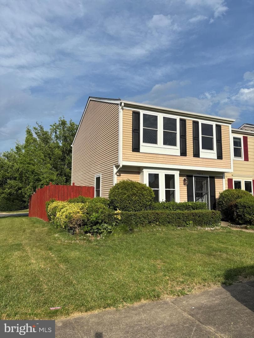 4672 WHITAKER PLACE - Photo 1