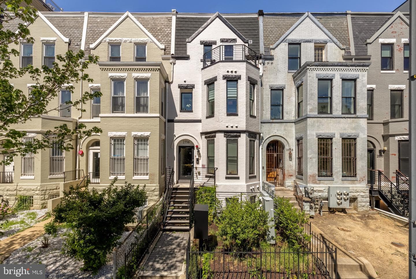 2556 UNIVERSITY PLACE 302