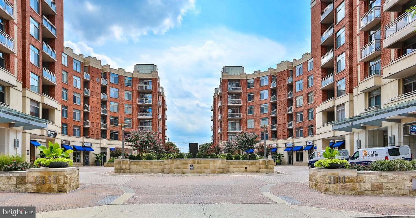 3600 S GLEBE ROAD 406W