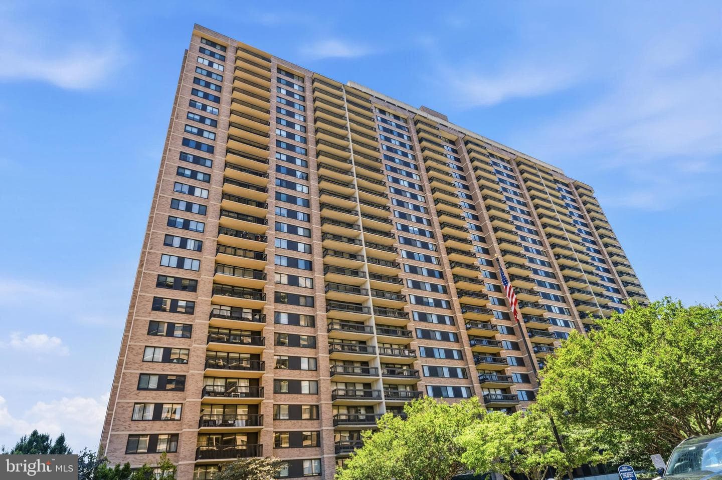 5501 SEMINARY ROAD 111S