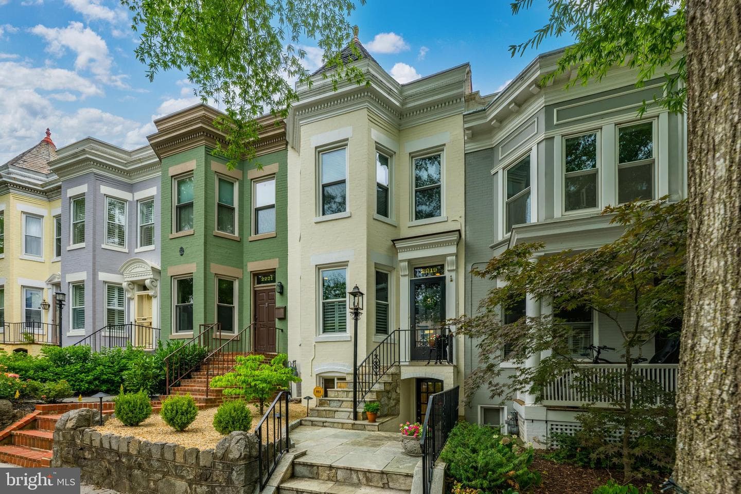 2219 Hall Pl NW, Washington, DC 20007-1881, United States - Photo 1