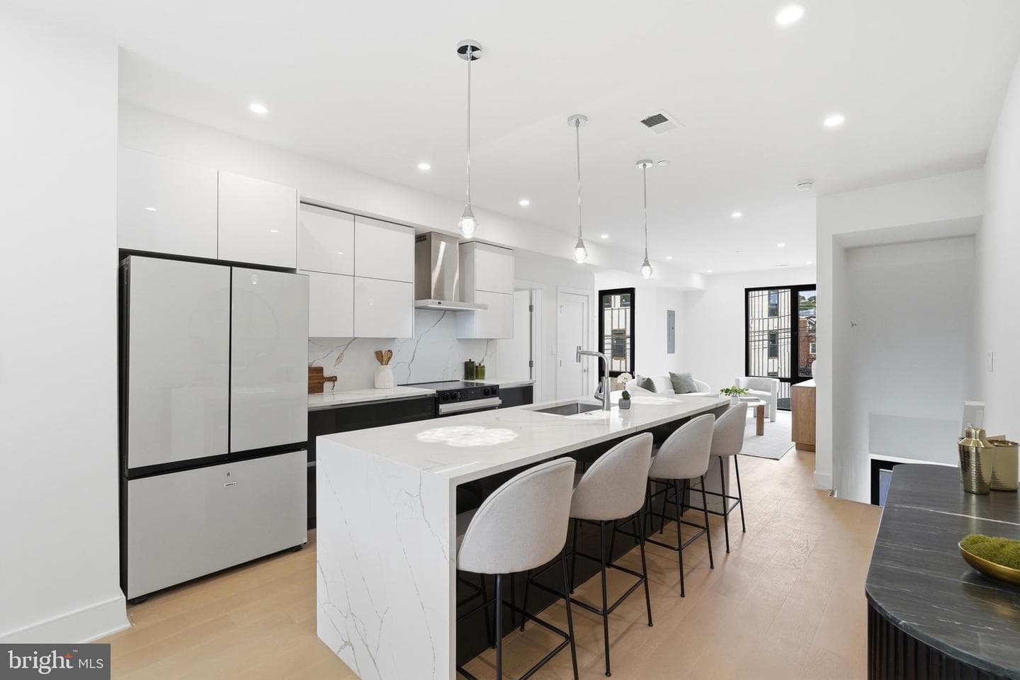 1850 CAPITOL AVENUE 1