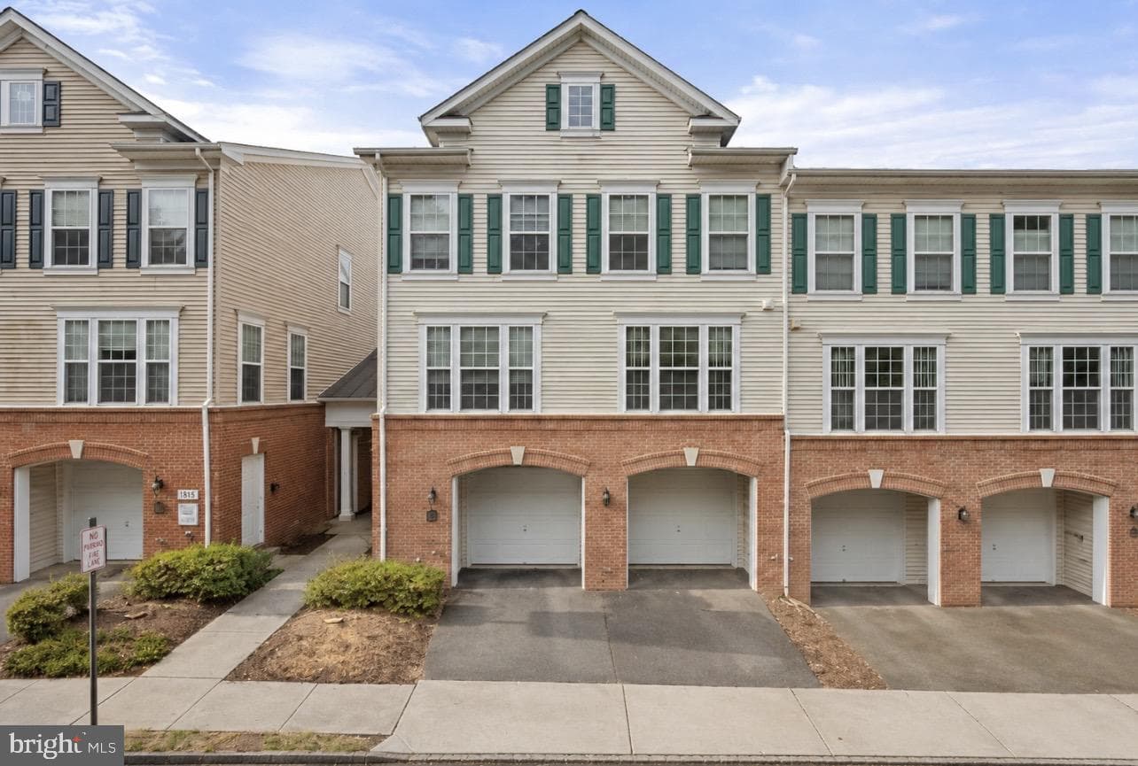 7049 HUNTLEY RUN PLACE 116