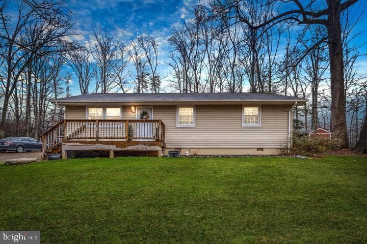7013 TRAILS END ROAD