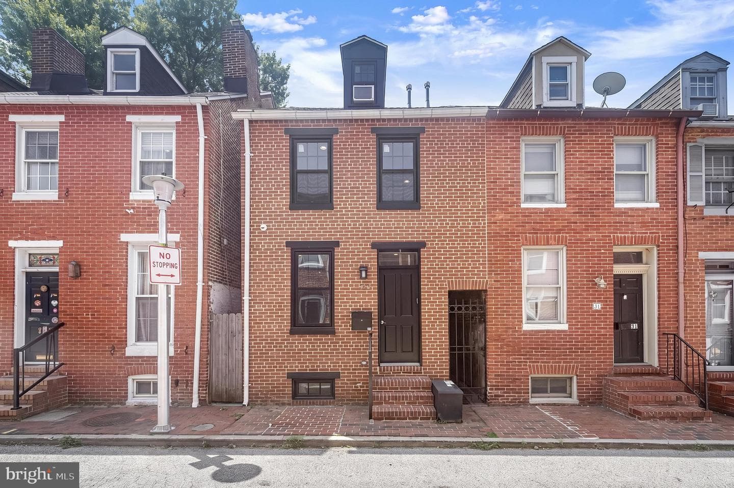 33 E HAMBURG STREET - Photo 1
