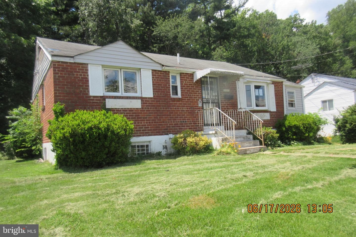 12902 Evanston St, Rockville, MD 20853-3002, United States