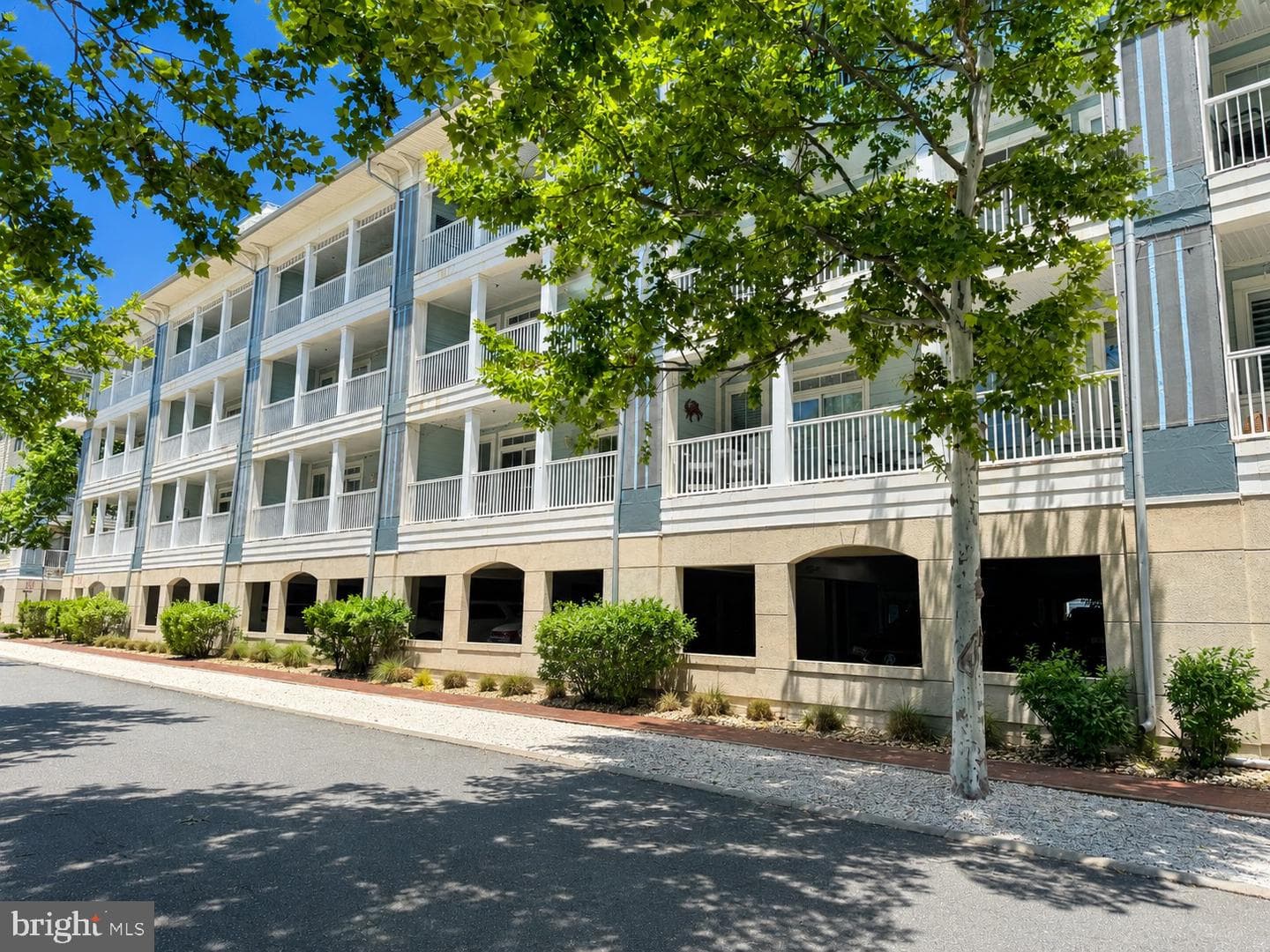 6 SUNSET ISLAND DRIVE 2C