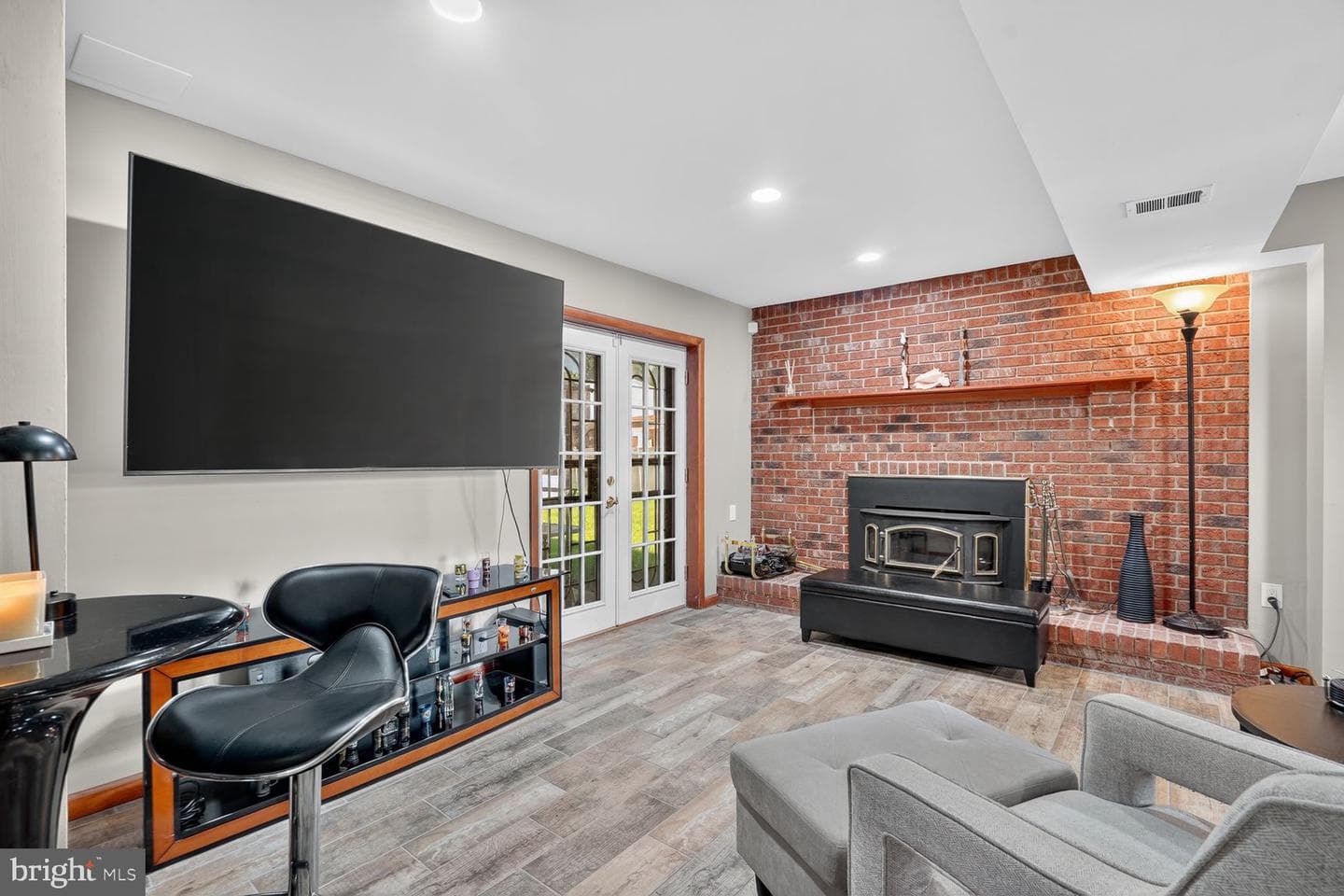 905 NEW ORCHARD PLACE