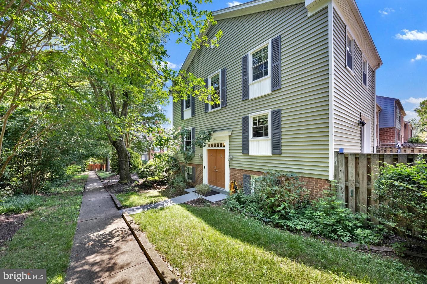 2465 WINDBREAK DRIVE