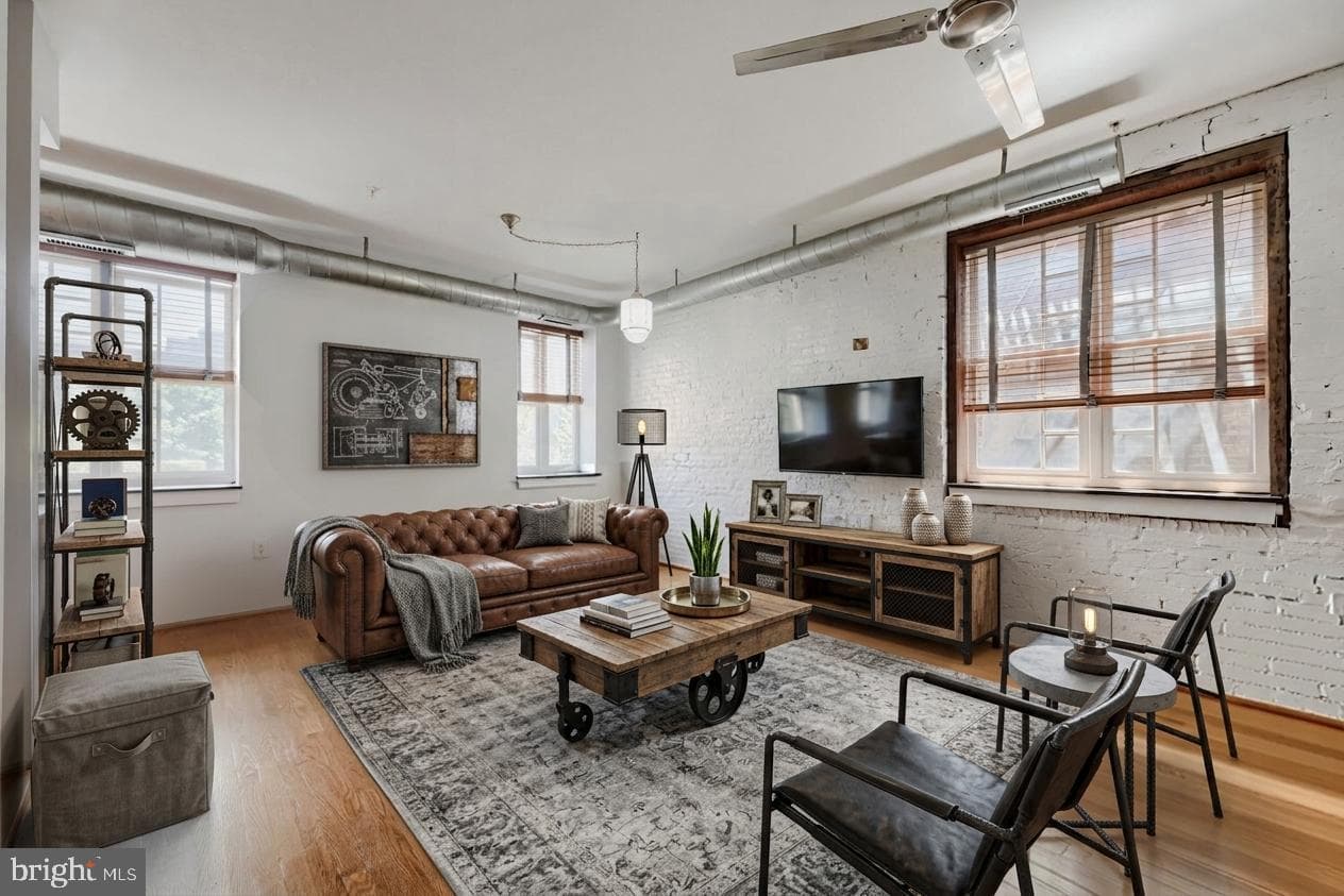 104 W MADISON STREET 9