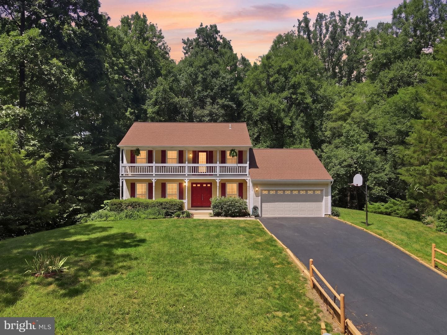 6090 RIVER FOREST DRIVE