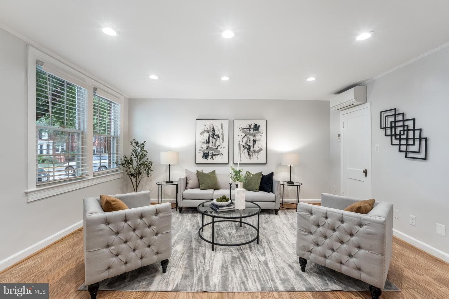 2600 16TH STREET 687