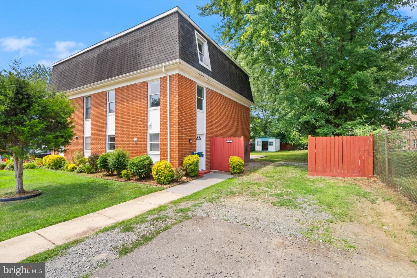 109 Mayfair Dr NE, Leesburg, VA 20176-2422, United States