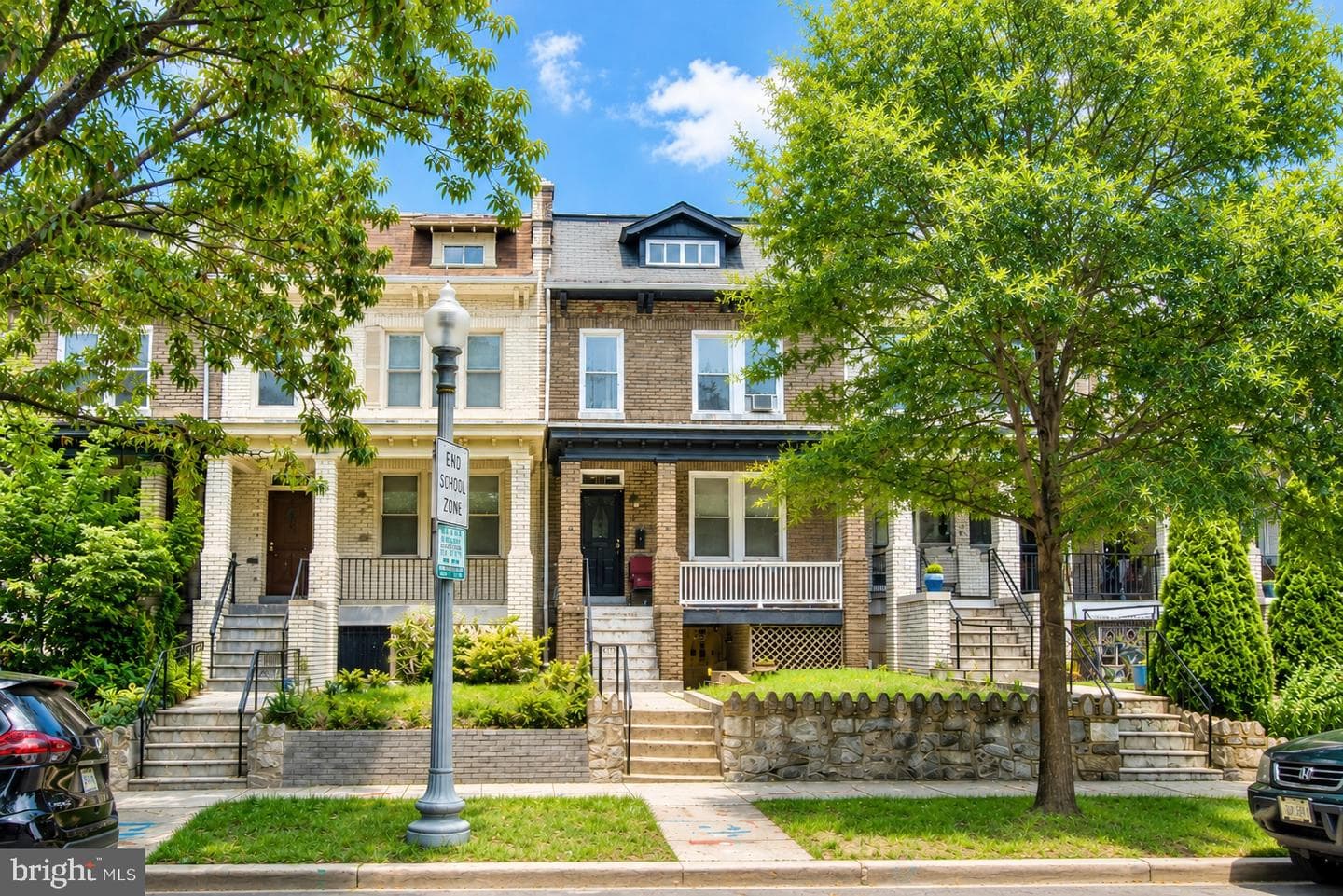 4513 IOWA AVENUE - Photo 1