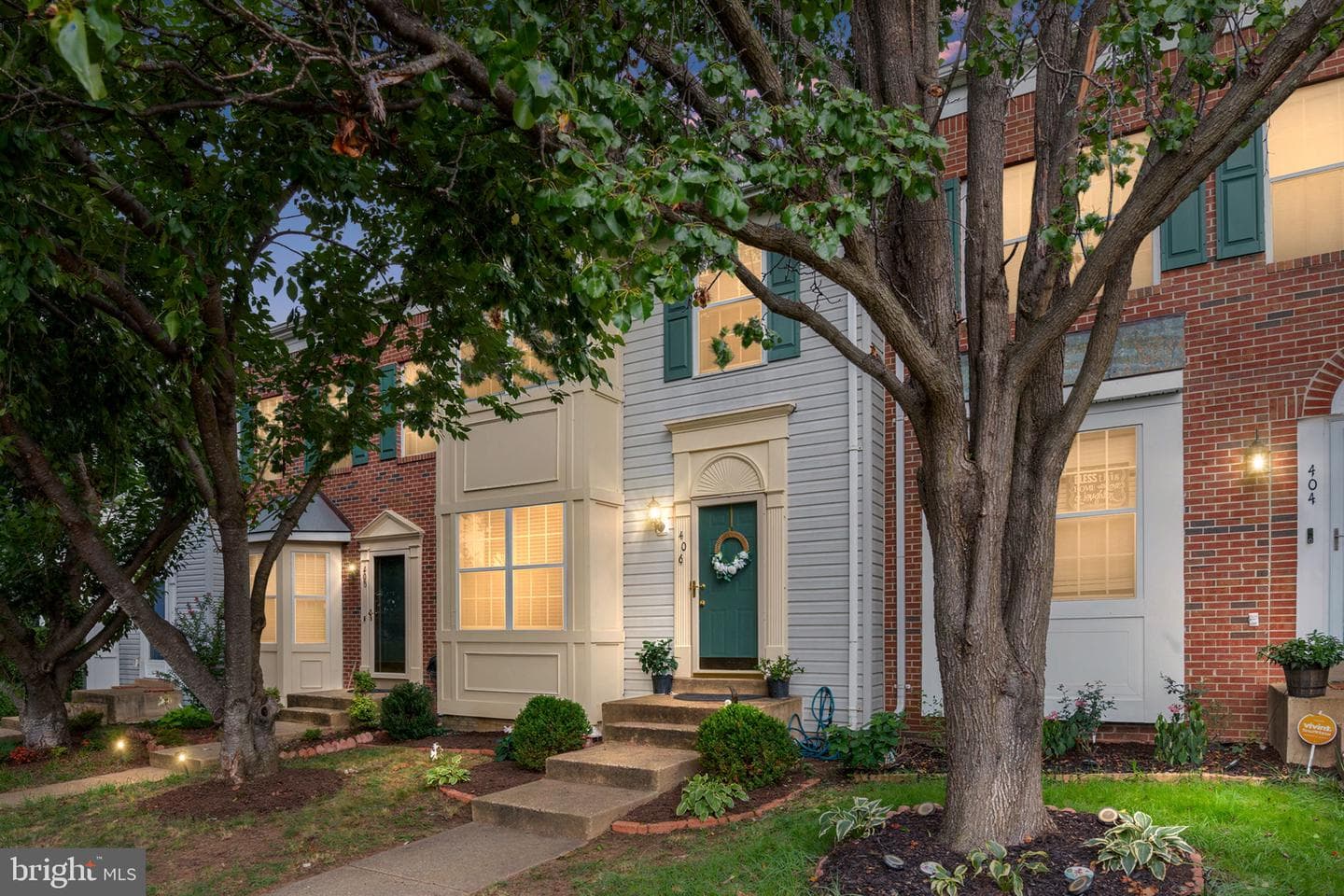 406 ROVER COURT
