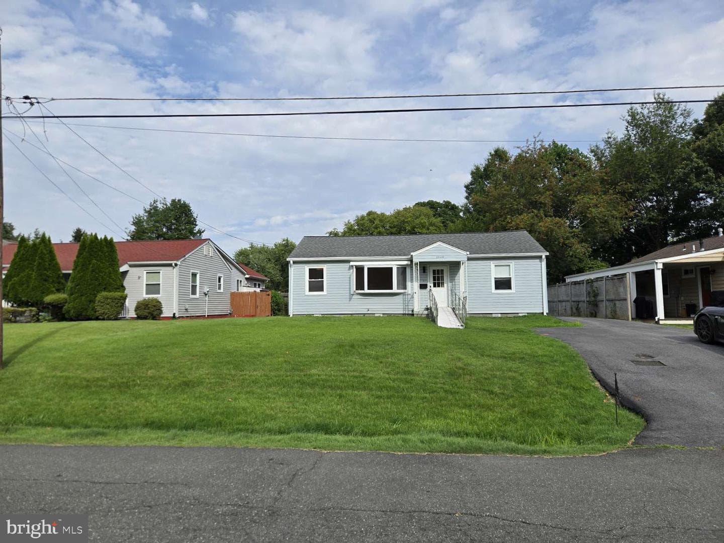 2949 ROSEMARY LANE