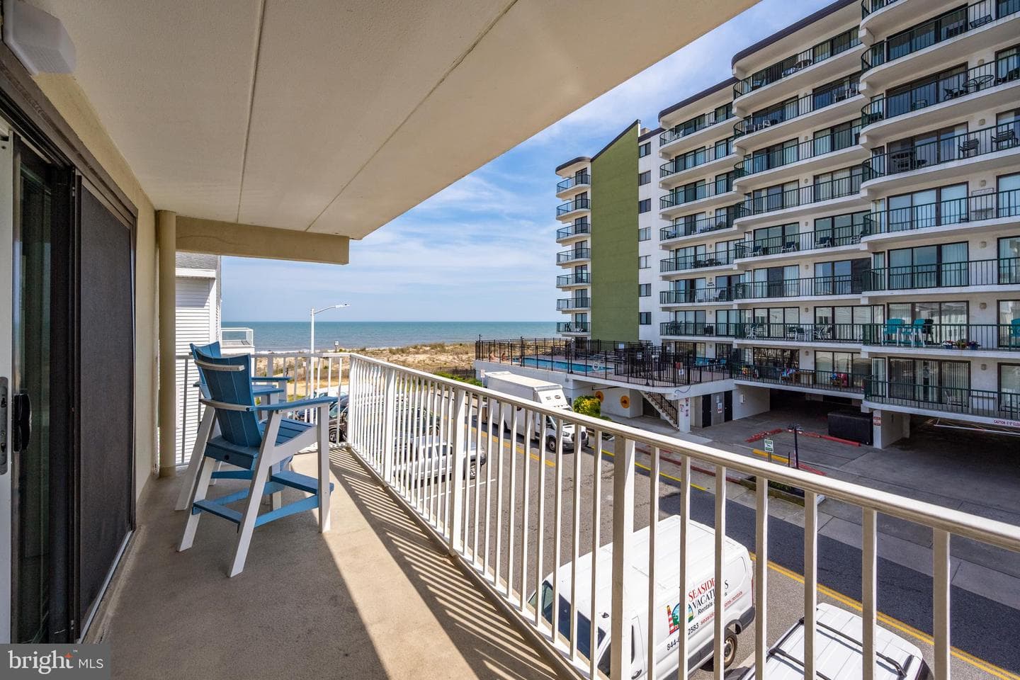 8 35TH STREET 201
