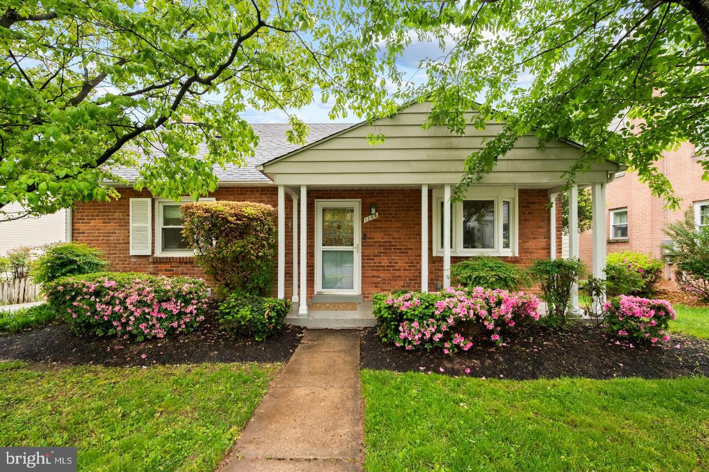 1708 BRISBANE ST,SILVER SPRING,MD,20902,MONTGOMERY
